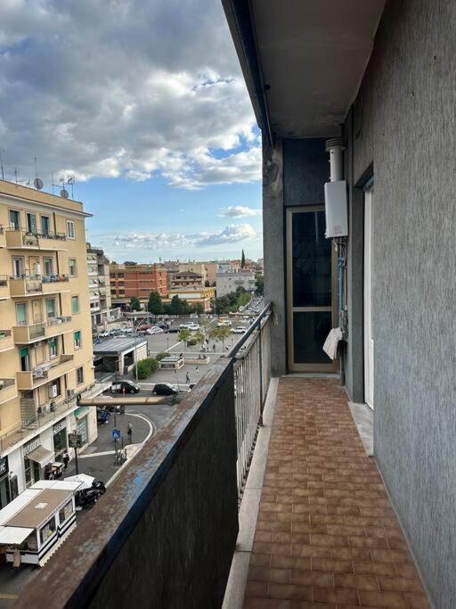 Metro C - Centocelle Ampio Appartamento Con Tre Camere Da Letto Roma Exterior foto